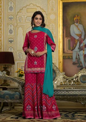 Ethnic dress 1 title string.-image-0