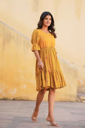 Frok dress 1 title string.-image-0